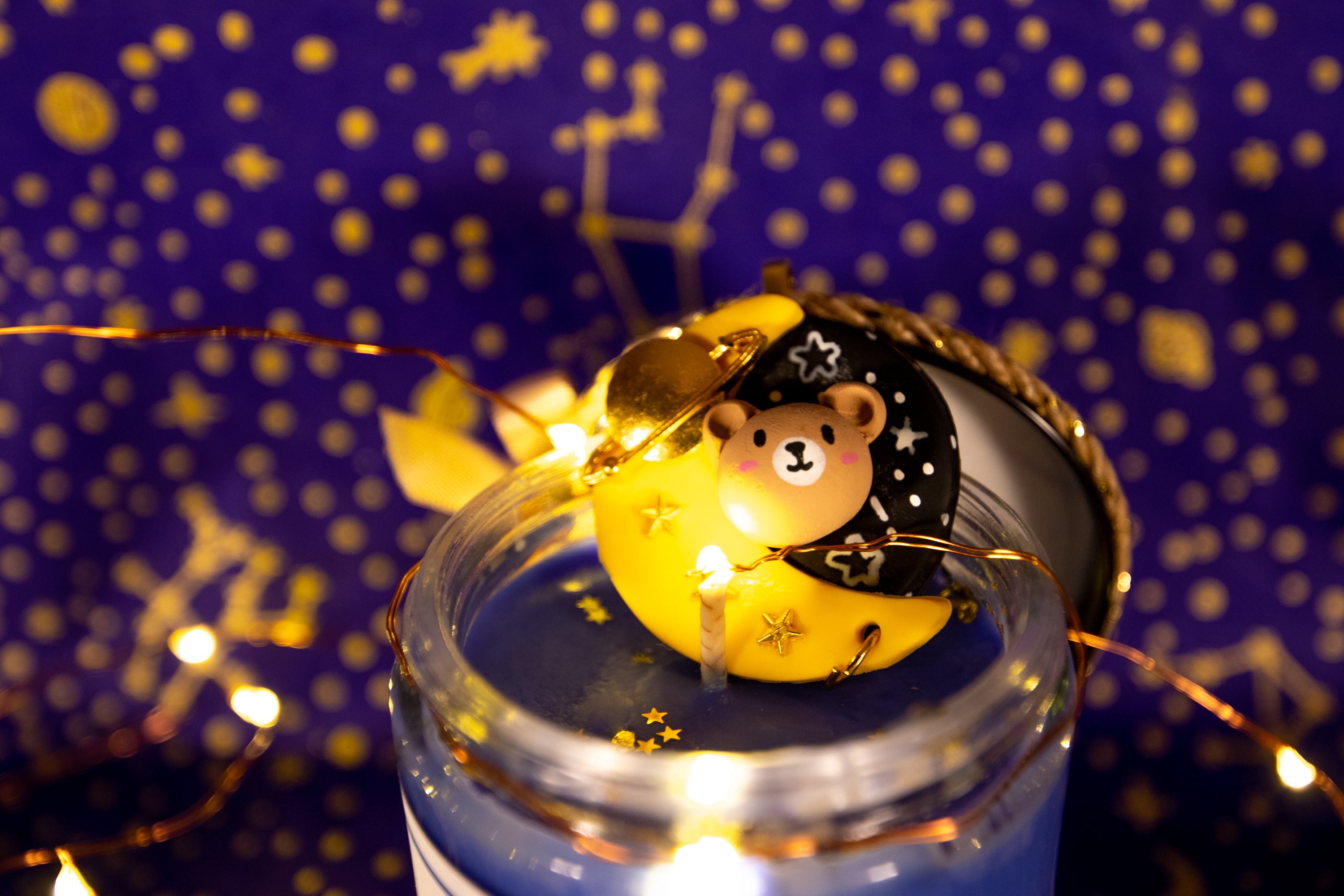 9 OZ Astrology Bear Gold Foil Candle | Relaxing Witchy Aesthetic | Anime inspired | Star Sign | Astrology