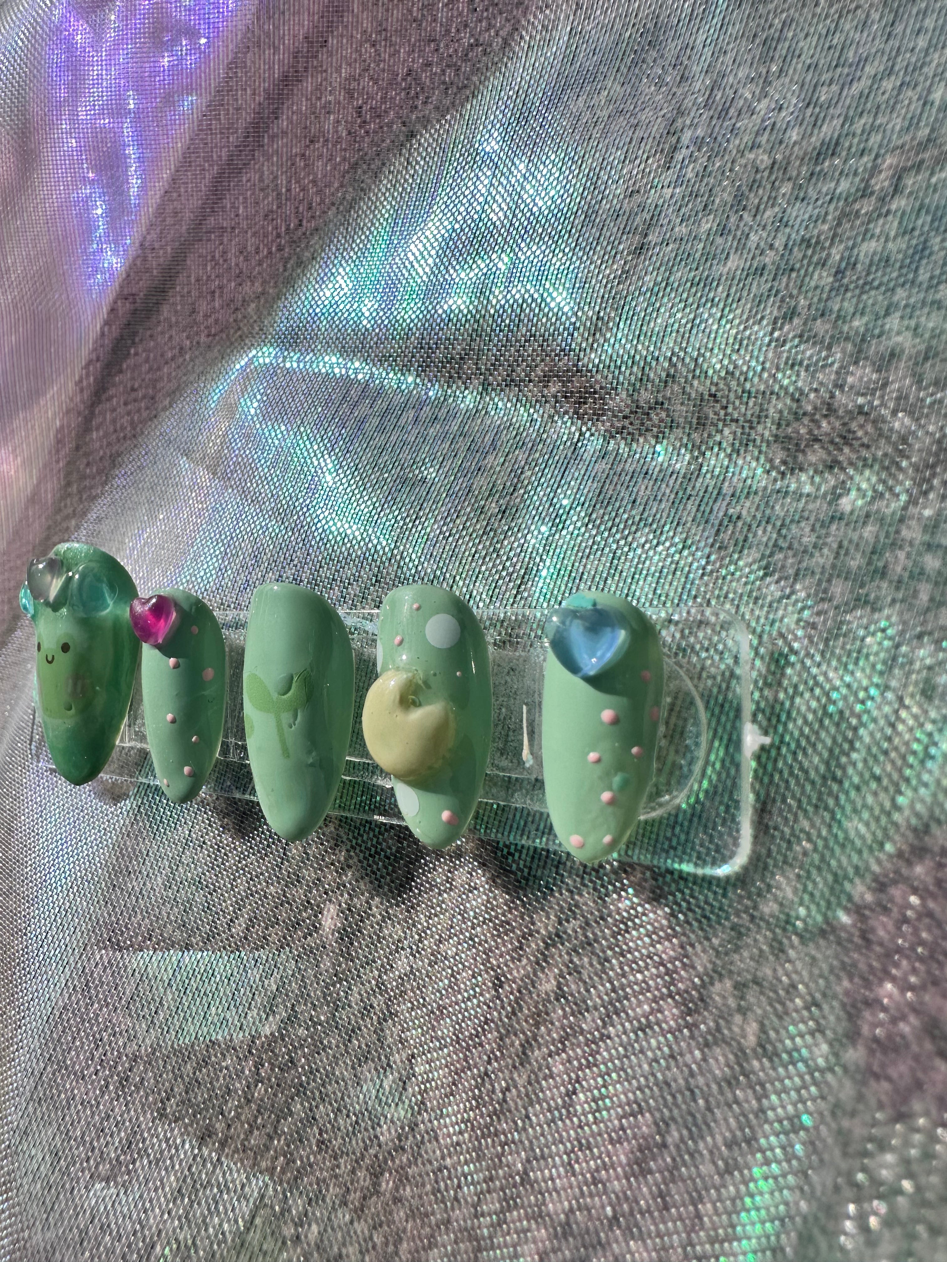 🐸 UV Activated Froggy Press On Nail Set 🐸