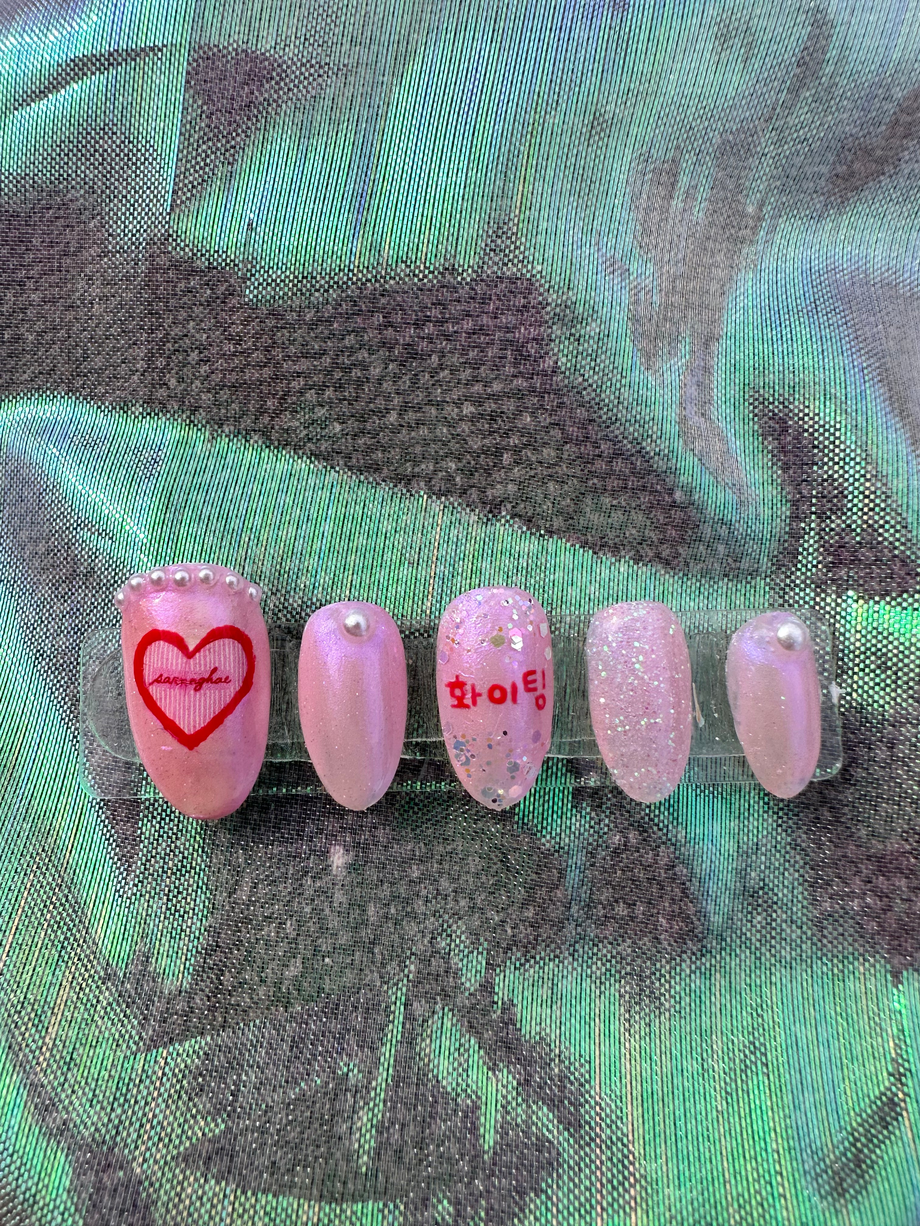 ✨ 💗 Saranghae Korean Pop Culture Press On Nail Set 💗 ✨