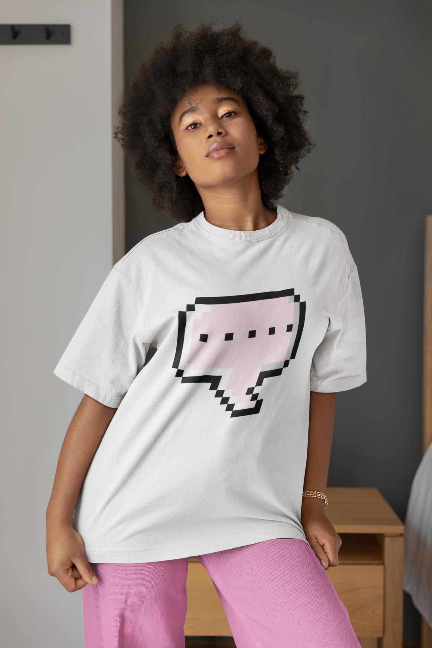 DOT DOT DOT MESSAGE BUBBLE...Unisex Heavy Cotton Tee